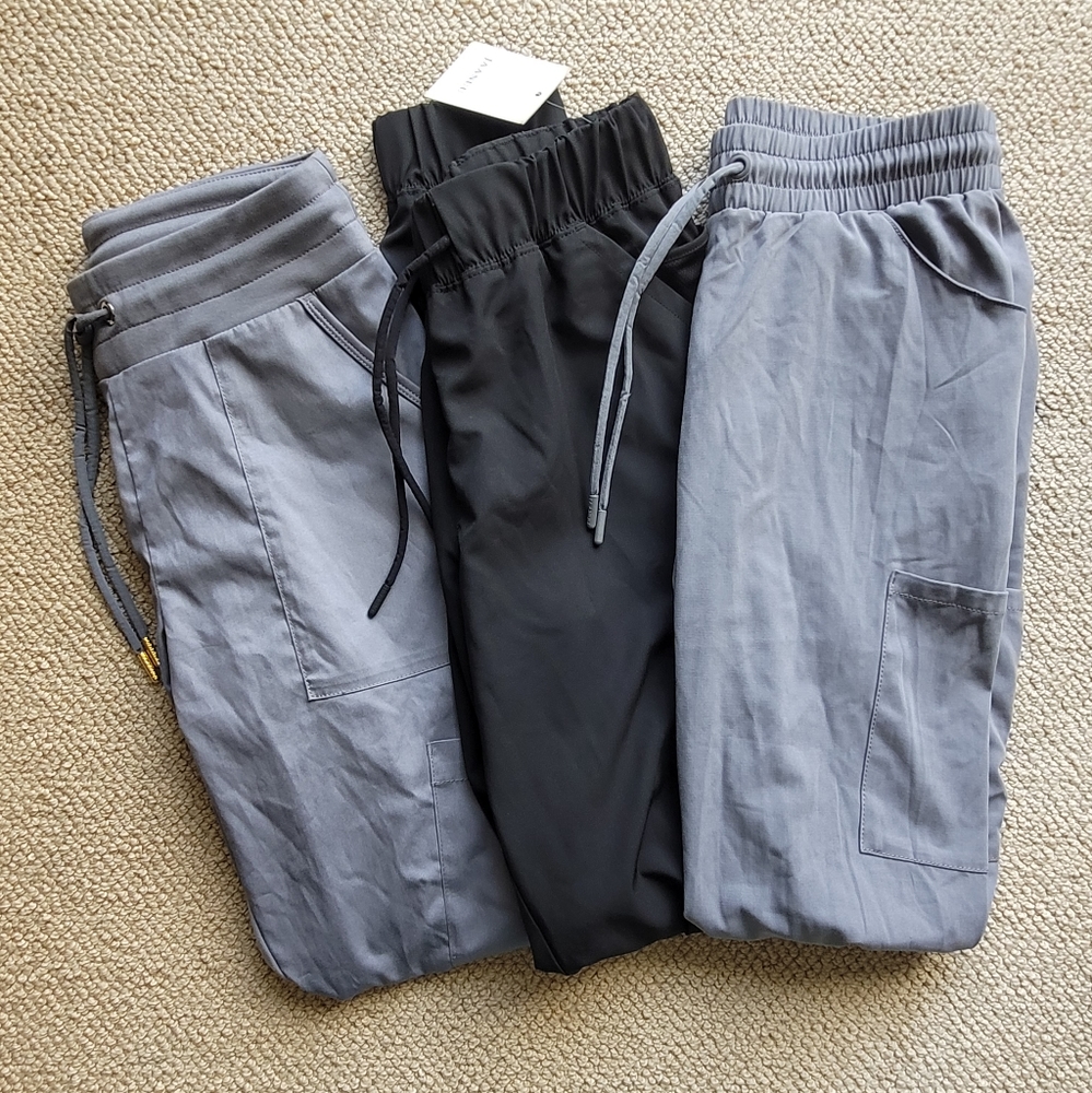 Jaanuu jogger scrubs